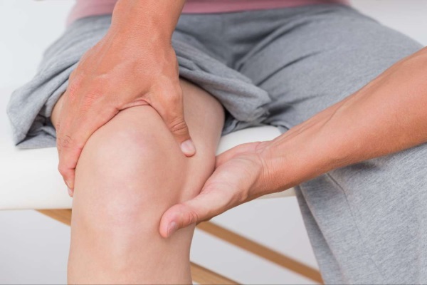 风湿性膝关节炎的症状是什么.jpg